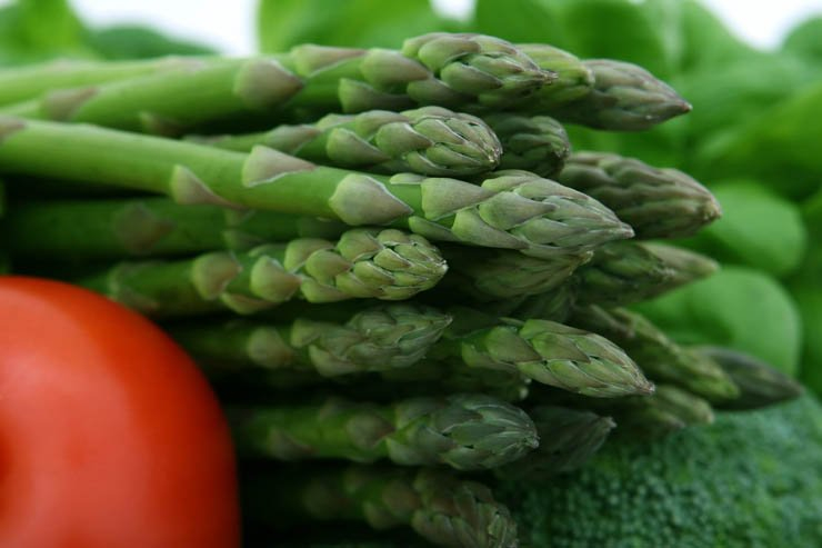 Vegetables tomato vegetable tomatos lettuce asparagus broccoli salad eat food kitchen health healthy