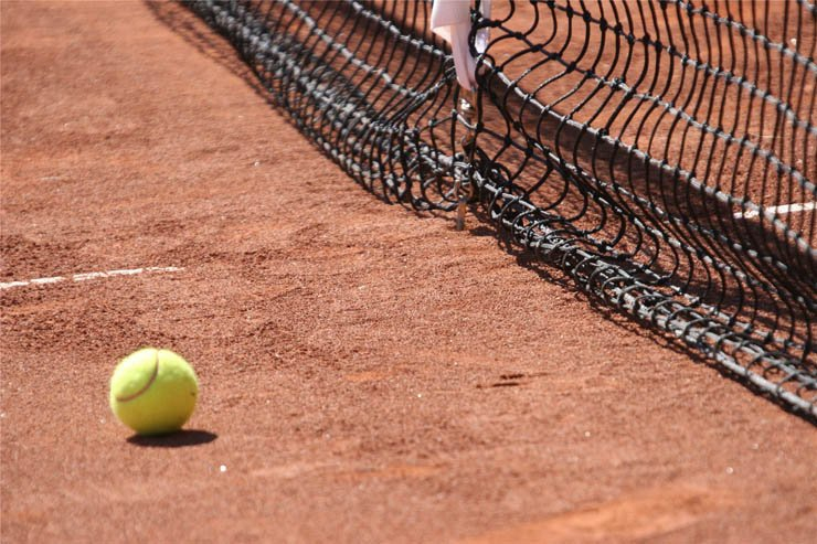 ball tennis field court net