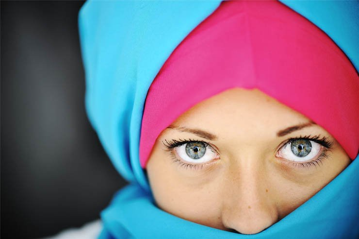 beautiful eye eyes hijab veil veiled color colors colorful woman women female lady