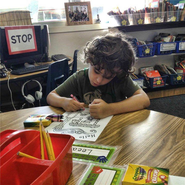 classroom education school study coloring kid boy computer drawing