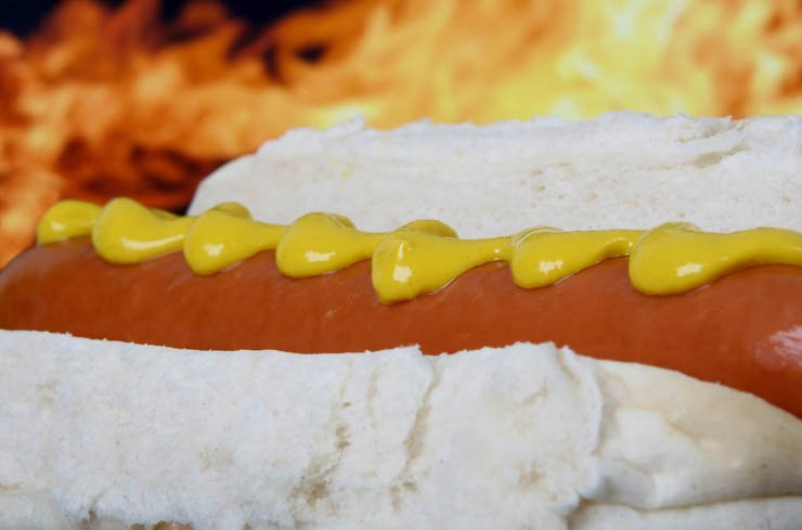 food fast fastfood cook cooking restaurant meal eat eating hotdog sauce sandwich flame fire