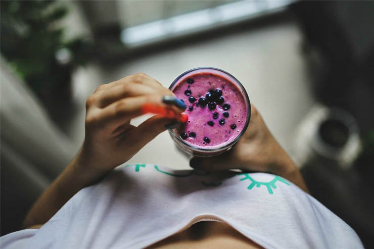 juice smoothie fruit drink drinks healthy health female woman girl protein shake