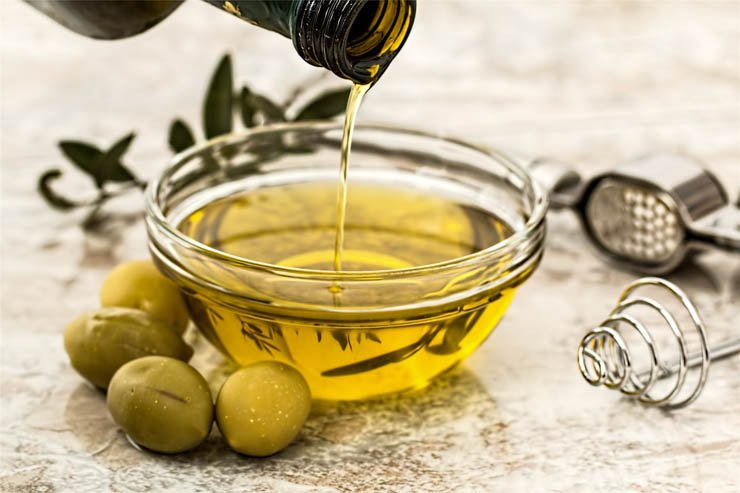 oil olive drop glass kitchen health healthy food cook cooking