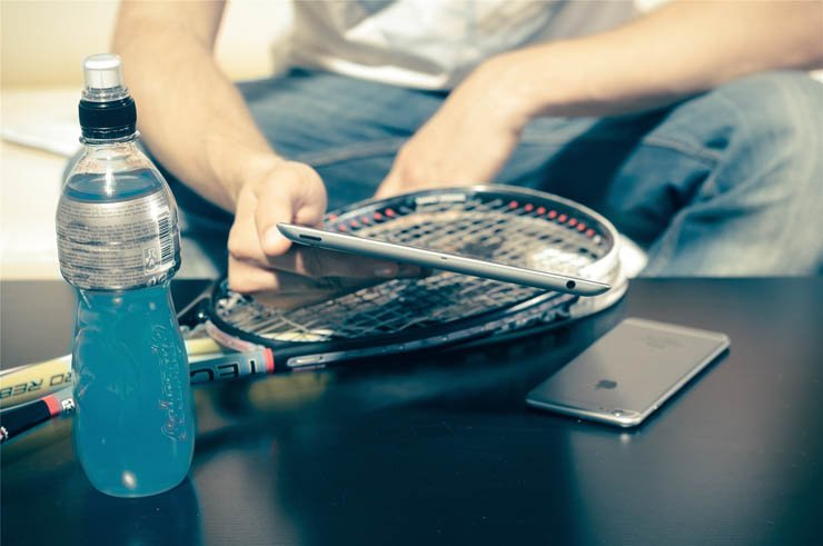 squash sport sports paddle racket bag bottle water drink energy ball balls  phone mobile iphone tablet ipad tech technology