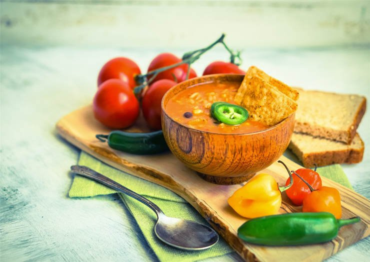 vegetable vegetables salad health healthy food diet eat restaurant bowl soup spoon pepper bread toast tomato