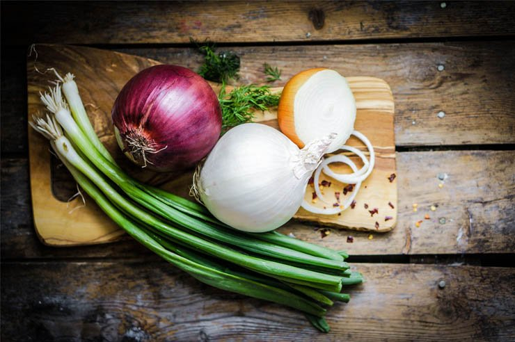 vegetable vegetables salad health healthy food diet eat restaurant onions onion table