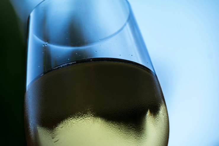 wine champagne alcohol alcoholic bar pub restaurant glass drink drinks close closeup