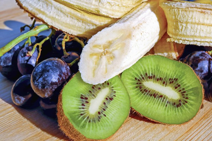 fruit fruits food foods healthy health diet grape kiwi banana