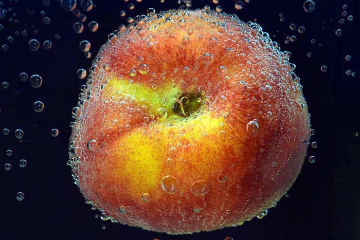 fruit fruits food foods healthy health diet peach water