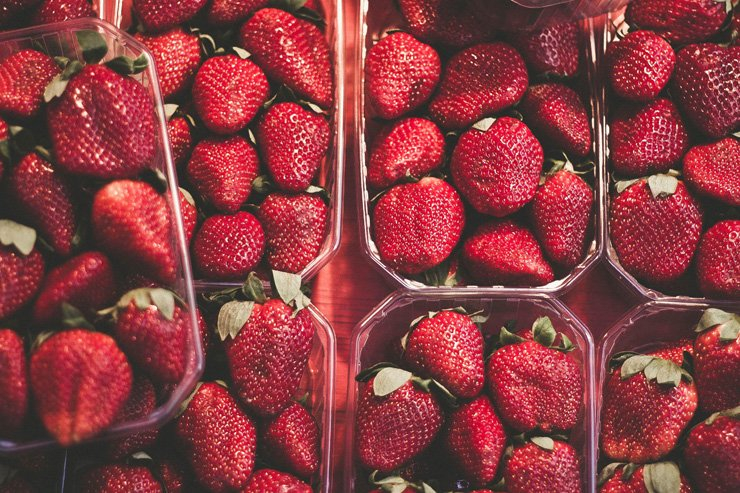 fruit fruits food foods strawberry plastic bowl