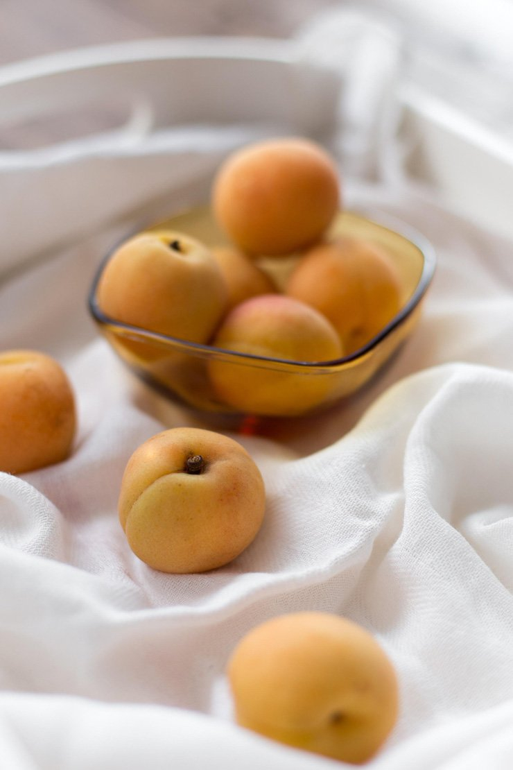 fruit fruits food health healthy vitamin vitamins apricot bowl