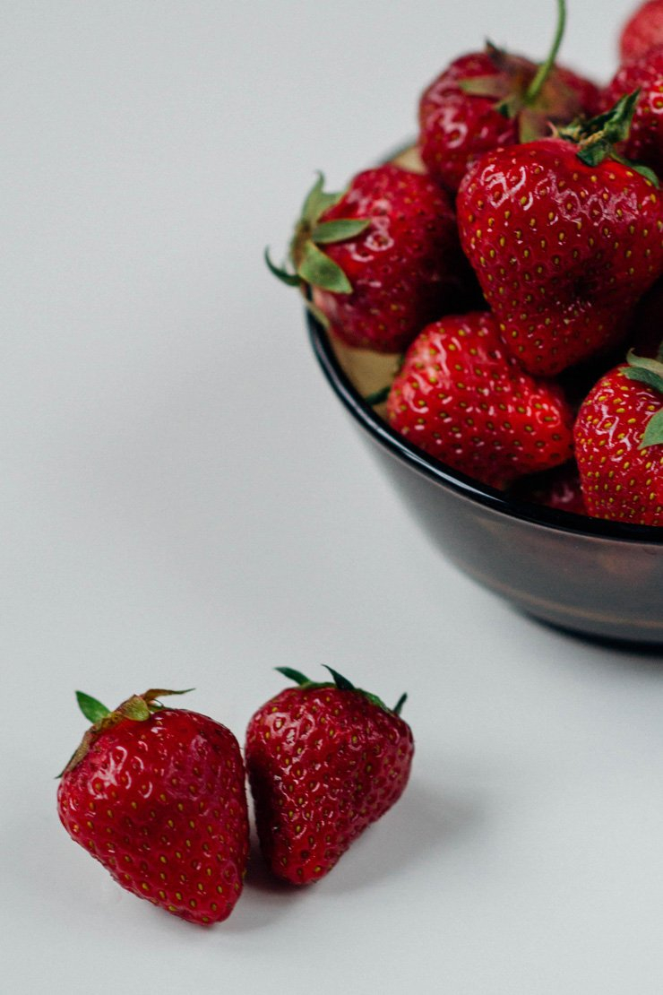 fruit fruits food health healthy vitamin vitamins bowl strawberry