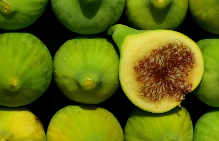 fruit fruits food health healthy vitamin vitamins figs fig piece