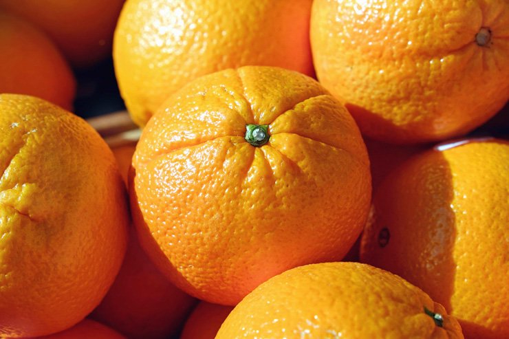 fruit fruits food health healthy vitamin vitamins orange oranges diet