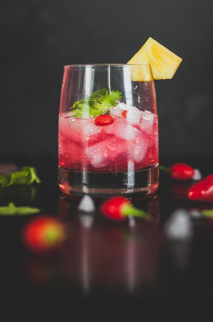 fruit fruits food health healthy vitamin vitamins strawberry mint lemon soda water glass cup