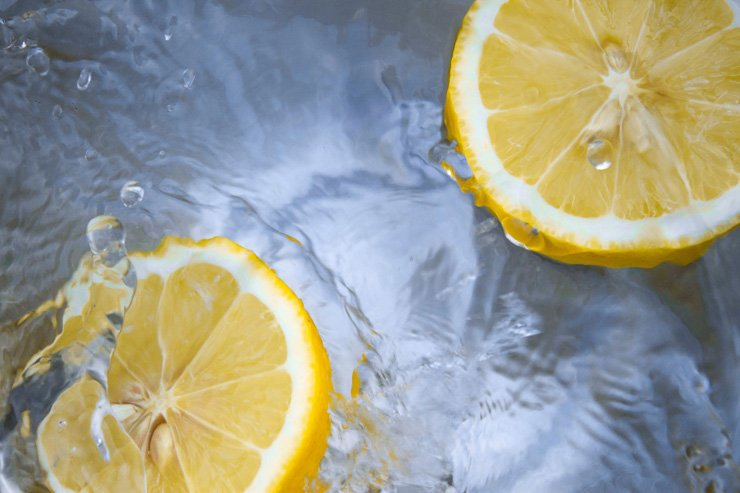 fruit fruits food healthy health diet lemon water slice