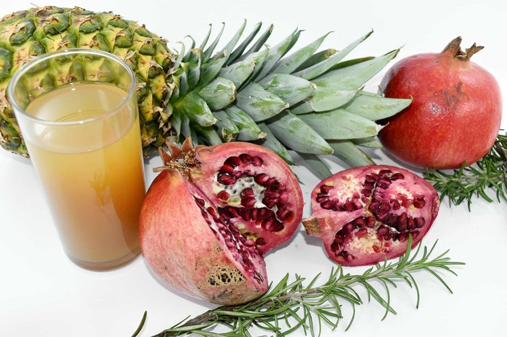 fruit fruits food healthy health diet pomegranate tangerine pineapple juice rosemary