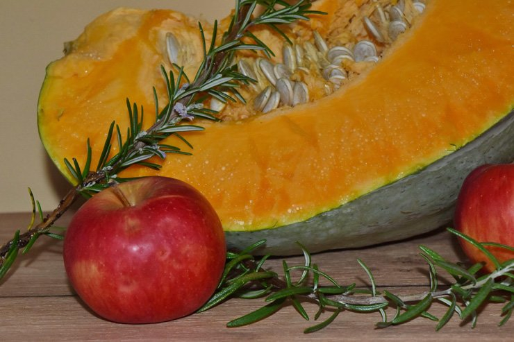 fruit fruits food healthy health diet pumpkin cantaloupe apple rosemary
