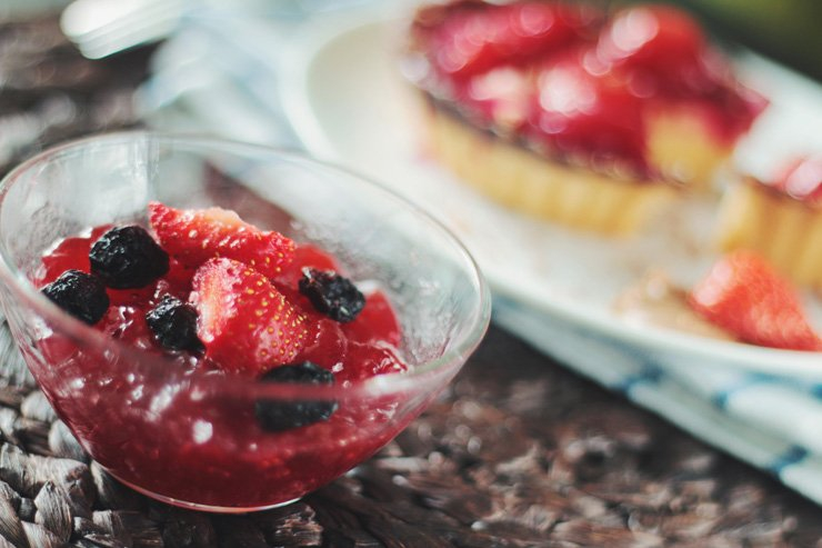 fruit fruits food healthy health diet strawberry jam tart