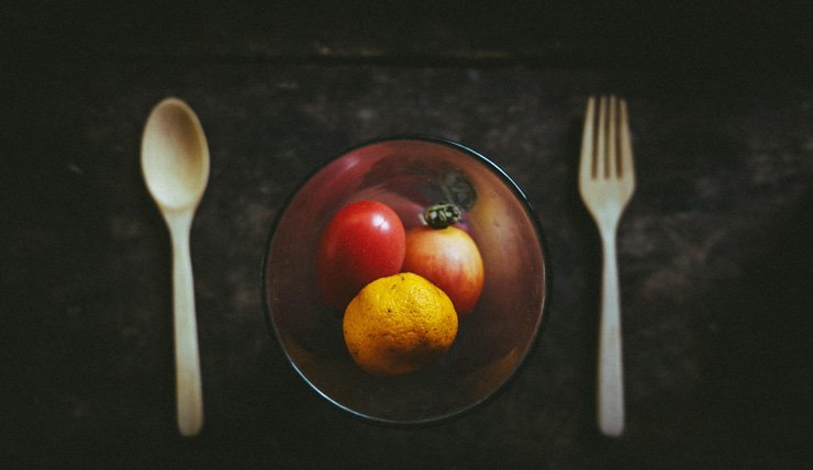 fruit fruits food healthy health diet vitamin tangerine apple wood wooden spoon fork cup
