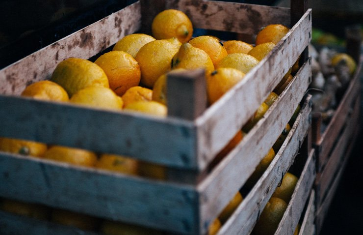 fruit fruits food healthy health lemon wooden box boxes vitamin