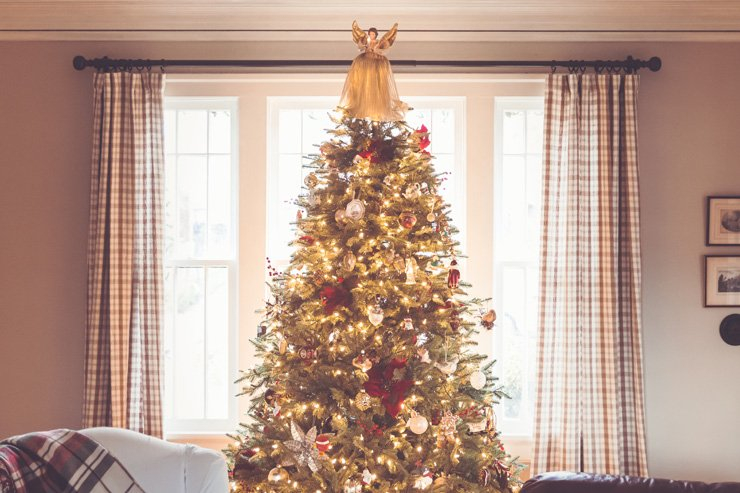 holidays eve snow christmas xmas holiday tree decoration decorations new year light lights house home interior