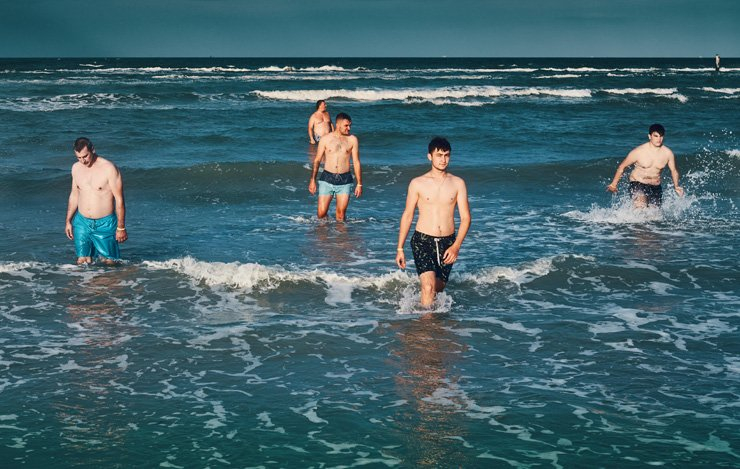 lifestyle fun activity activties play summer swim swimming sea ocean beach friends friend water