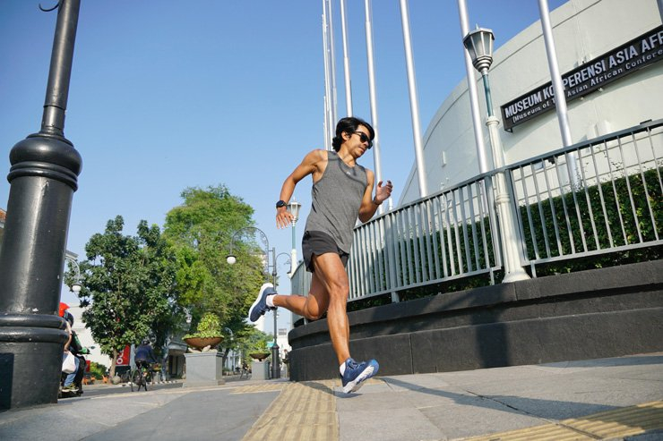 sport sports health running run jogging workout training healthy city outdoor