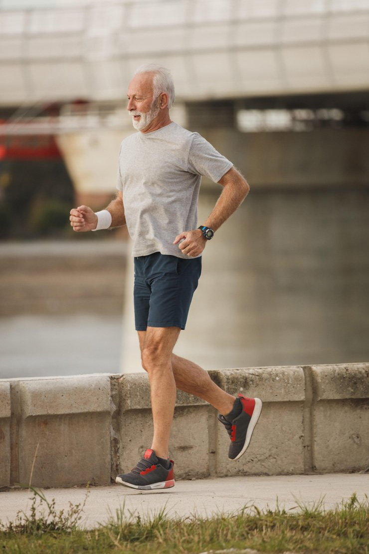 sport sports health running run jogging workout training healthy fit fitness old man senior lifestyle