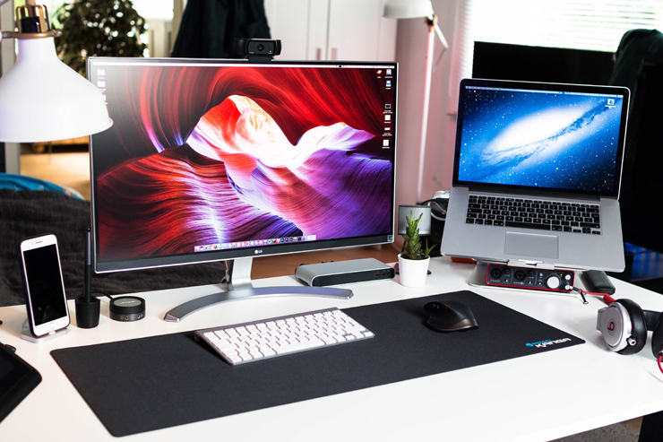 Laptop and Work Desk Set Up